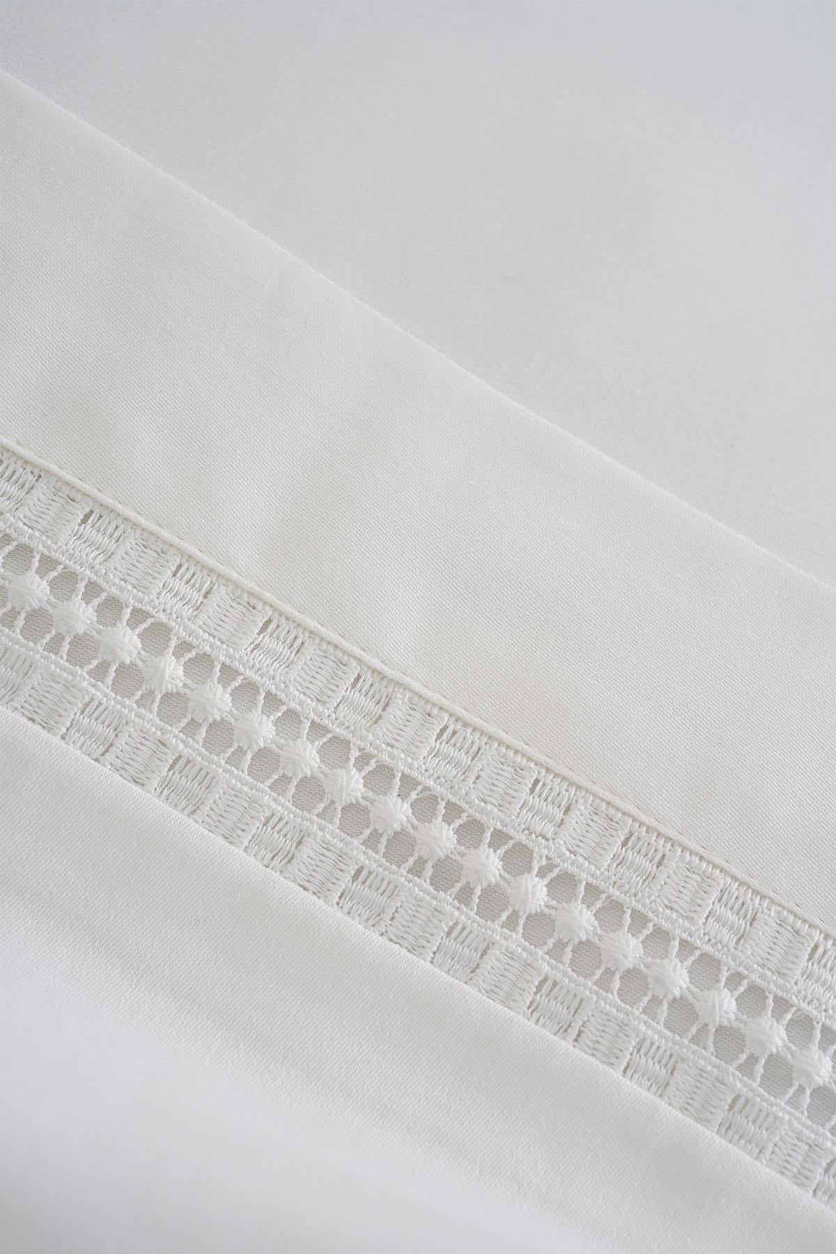 طقم ملاءة مزدوجة من الساتان القطني المطرز من صوفيا مكون من 6 قطع