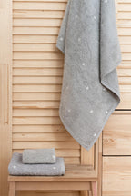 Amore Kalp Nakışlı Banyo Havlusu (90 x 150 cm)