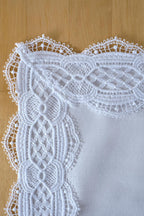 Asel Dantelli Leke Tutmaz Runner (40 x 140 cm) - Nazik Home - Yuvama Değer!