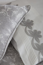 Dante Çiçek Nakışlı Çift Kişilik 10 Parça Nevresim + Pike Set