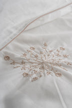 Elegant Burgu Çiçek Nakışlı Pamuk Saten Çift Kişilik 6 Parça Nevresim Takımı