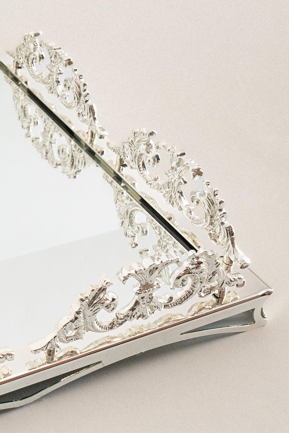 Elite Taç İşlemeli Kare Gümüş Orta Tepsi (37 x 37 cm) - Nazik Home - Yuvama Değer!