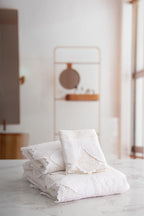 Emma Dantelli Banyo Havlusu (90 x 150 cm)