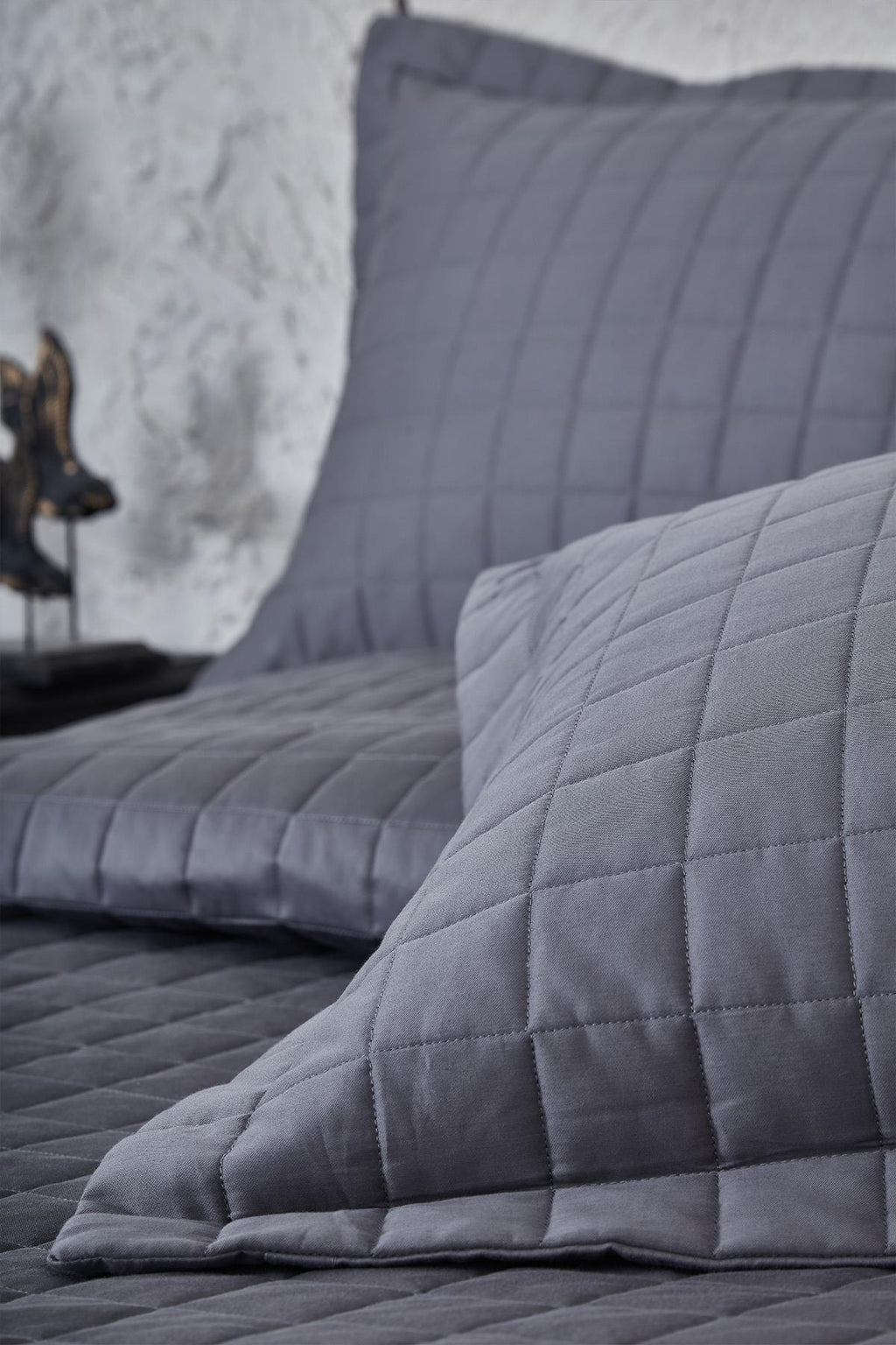 Girne Kapitoneli Çift Kişilik Yatak Örtüsü - Nazik Home - Yuvama Değer!