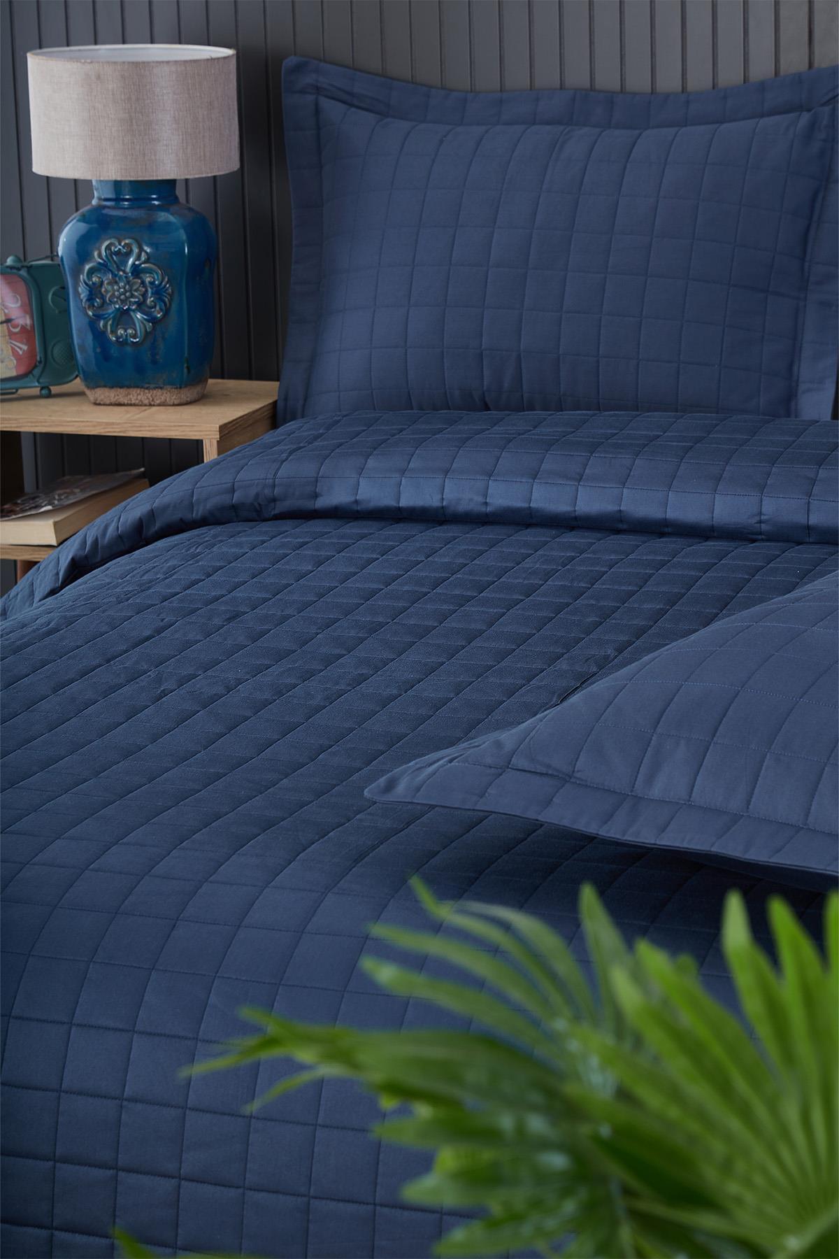 Girne Kapitoneli Çift Kişilik Yatak Örtüsü - Nazik Home - Yuvama Değer!