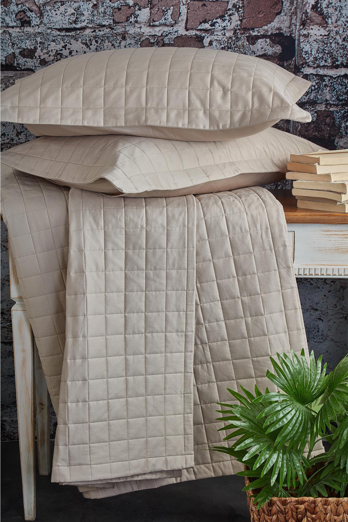 Girne Kapitoneli Çift Kişilik Yatak Örtüsü - Nazik Home - Yuvama Değer!