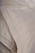 Girne Kapitoneli Çift Kişilik Yatak Örtüsü - Nazik Home - Yuvama Değer!