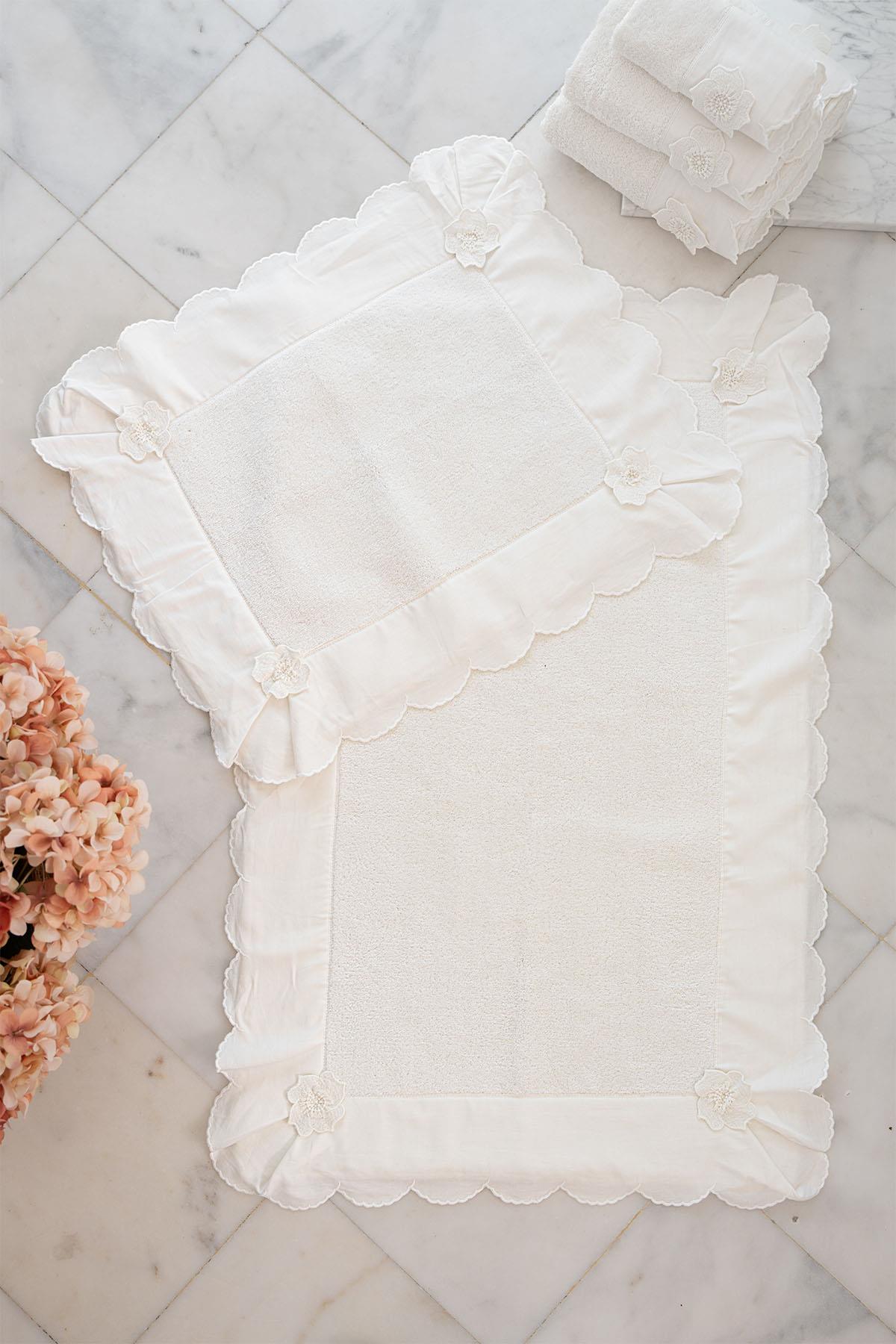 Hanzade Çiçek İşlemeli 2'li Paspas Set (60 x 100 cm)