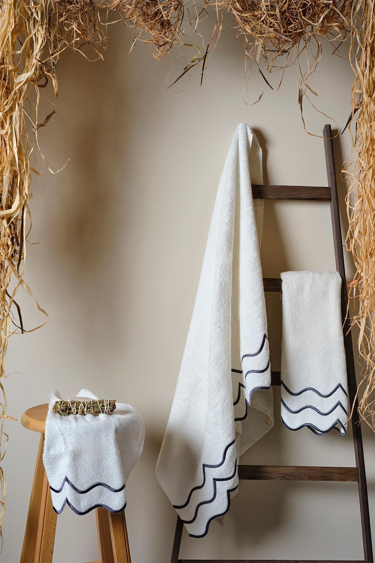 Helena El Havlusu (30 x 50 cm) - Nazik Home - Yuvama Değer!