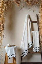 Helena El Havlusu (30 x 50 cm) - Nazik Home - Yuvama Değer!