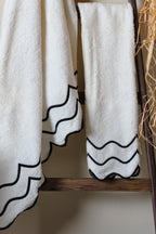 Helena El Havlusu (30 x 50 cm) - Nazik Home - Yuvama Değer!