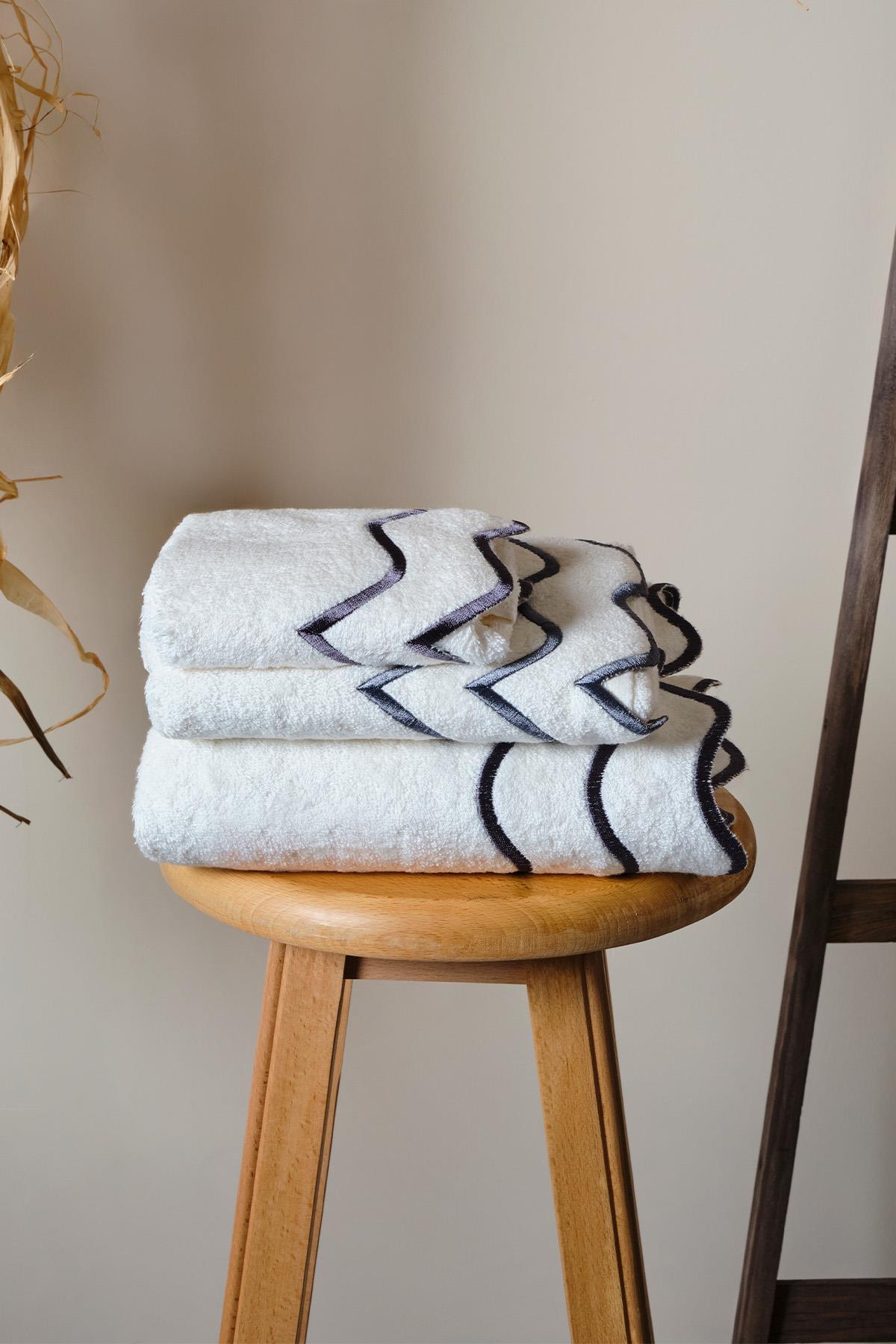 Helena Yüz Havlusu (50 x 90 cm) - Nazik Home - Yuvama Değer!