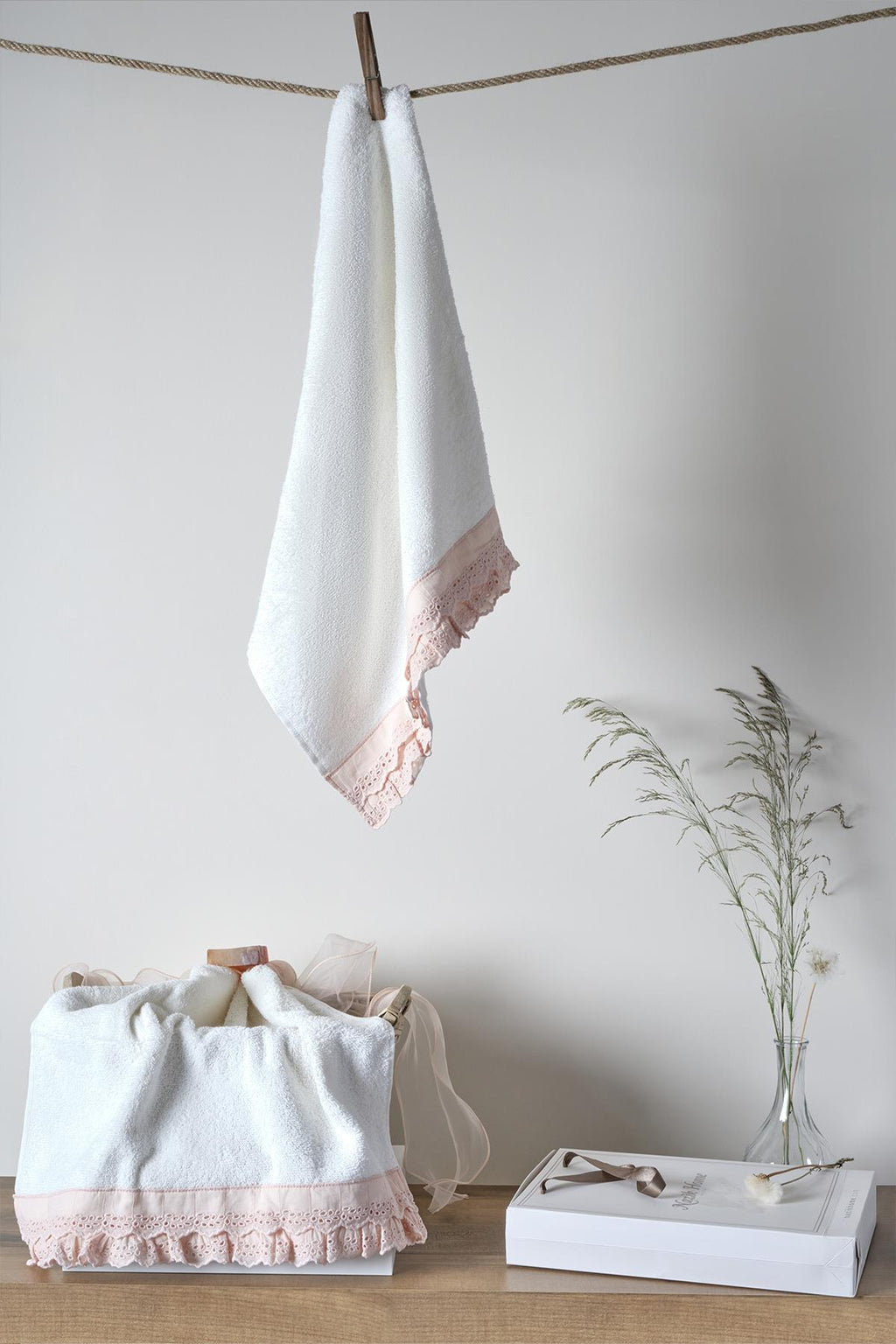 İrena 2'li Hediyelik Yüz Havlusu Seti (50 x 80 cm)