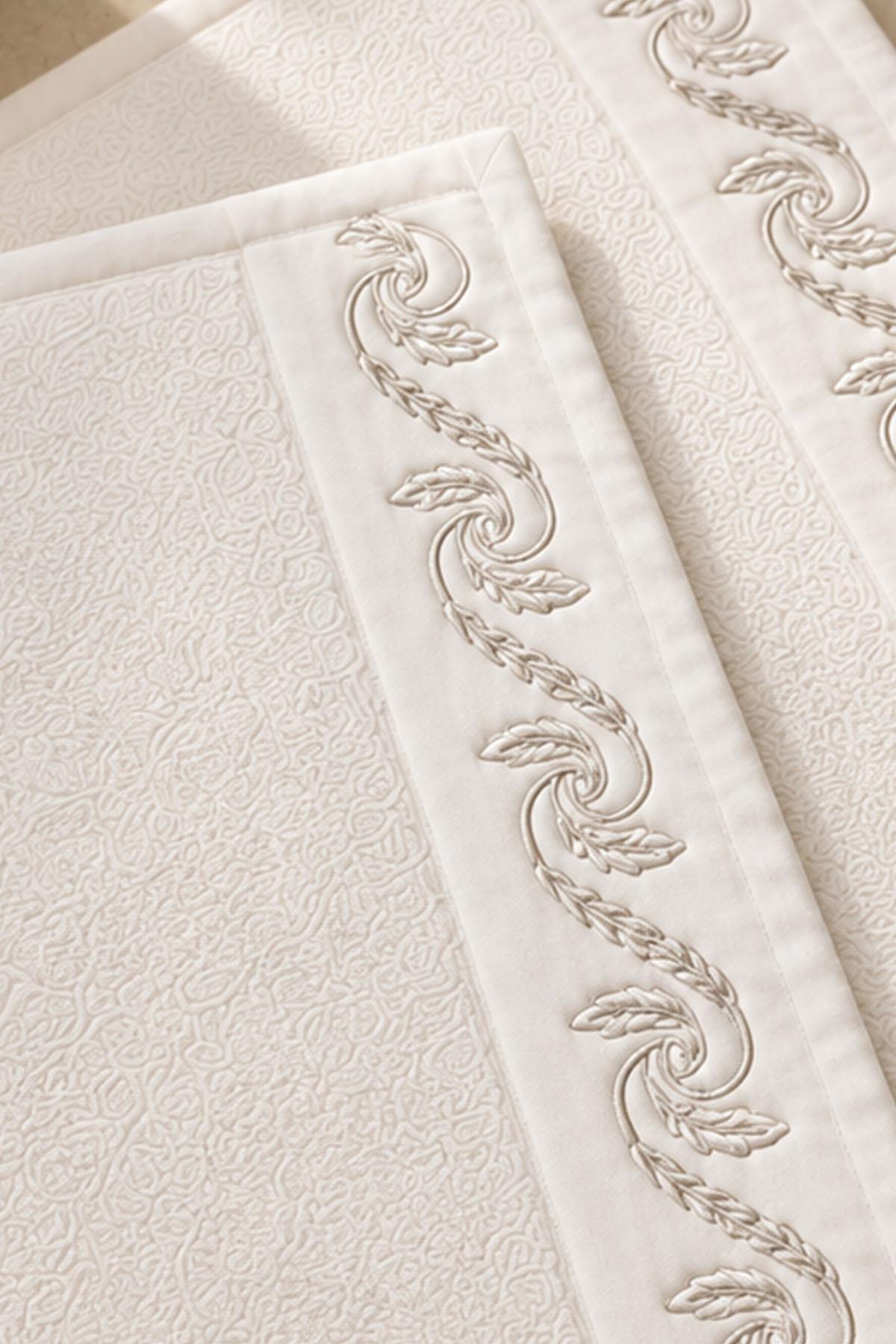 Latina Burgu Yaprak Nakışlı 2'li Paspas Set (60 x 100 cm)