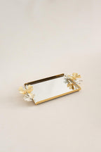 Laura Kelebek Kulplu Altın Küçük Tepsi (26 x 18 cm) - Nazik Home - Yuvama Değer!