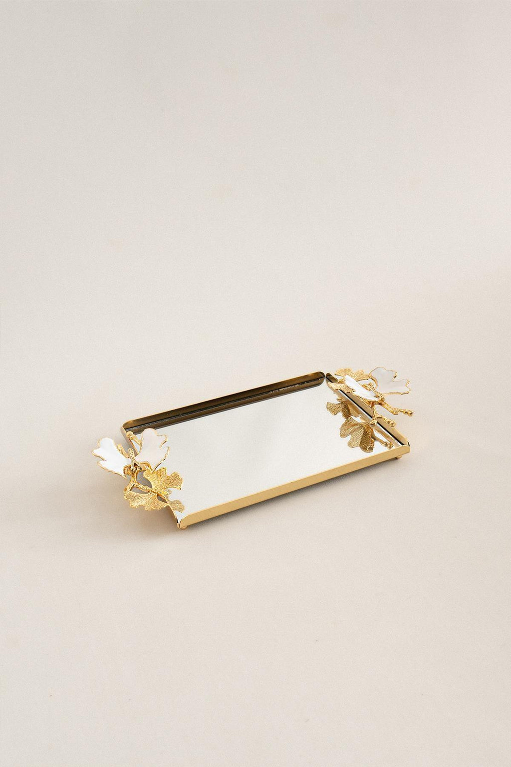 Laura Kelebek Kulplu Altın-Mine Küçük Tepsi (26 x 18 cm) - Nazik Home - Yuvama Değer!