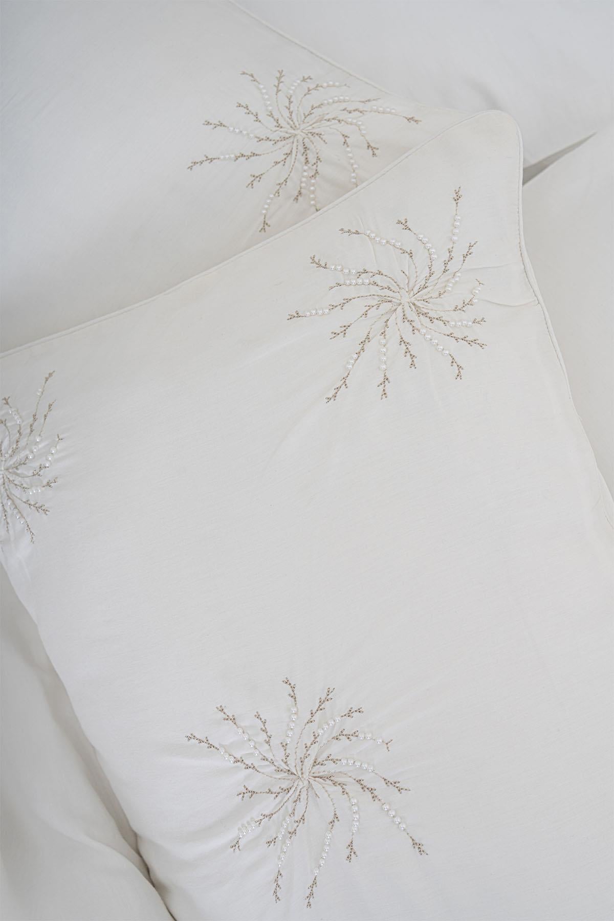 Lorient İncili Nakışlı Pamuk Saten Süper King Size 6 Parça Nevresim Takımı