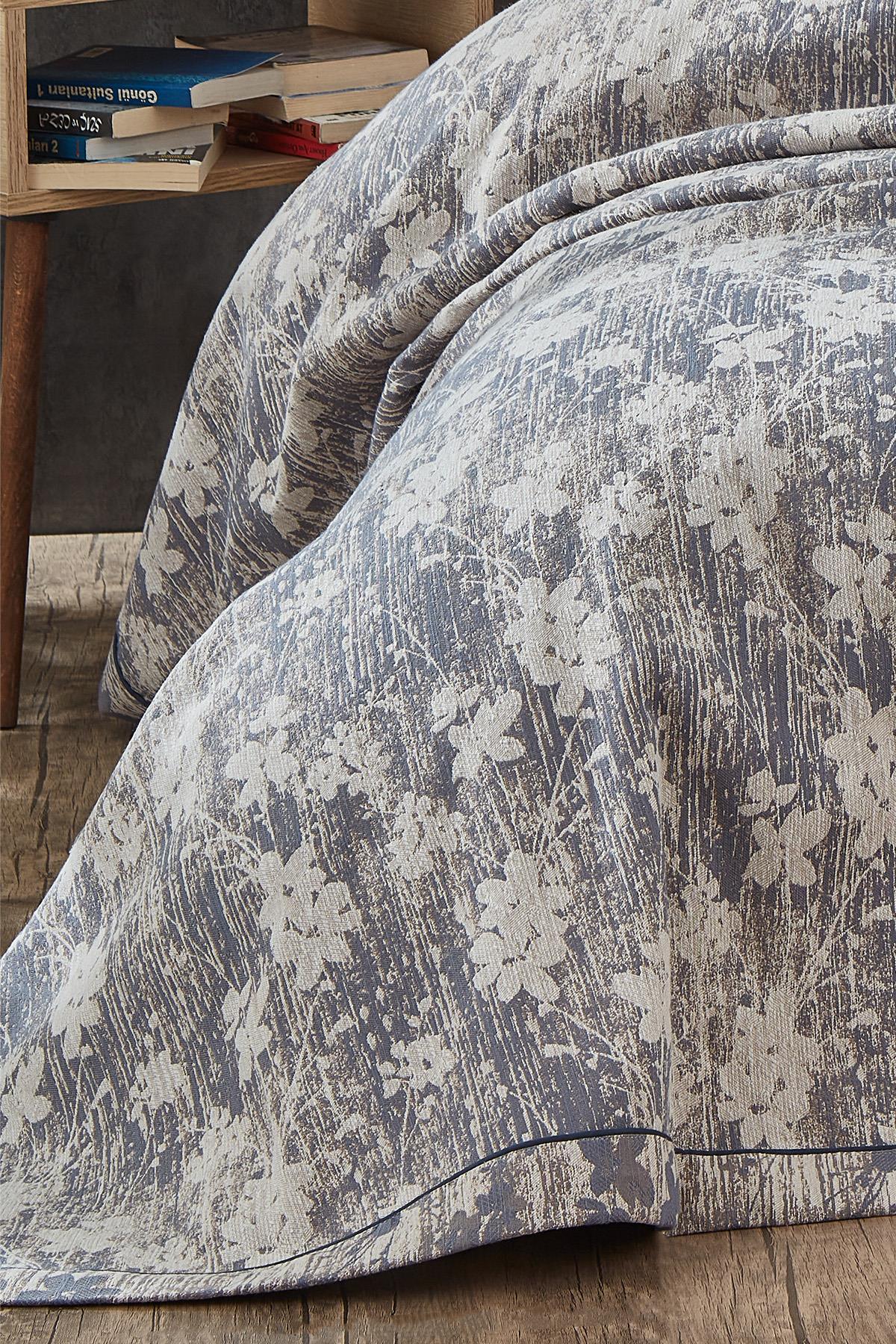 Lotus Çiçek Desenli Jakarlı Çift Kişilik Yatak Örtüsü - Nazik Home - Yuvama Değer!