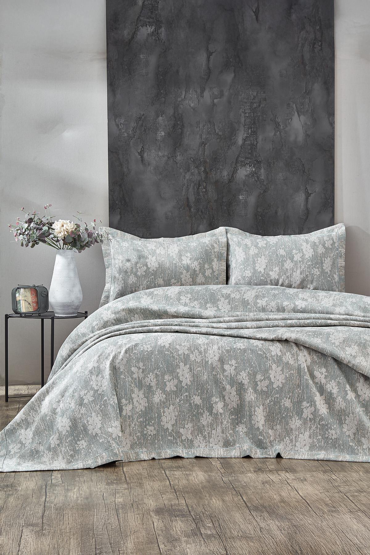 Lotus Çiçek Desenli Jakarlı Çift Kişilik Yatak Örtüsü - Nazik Home - Yuvama Değer!