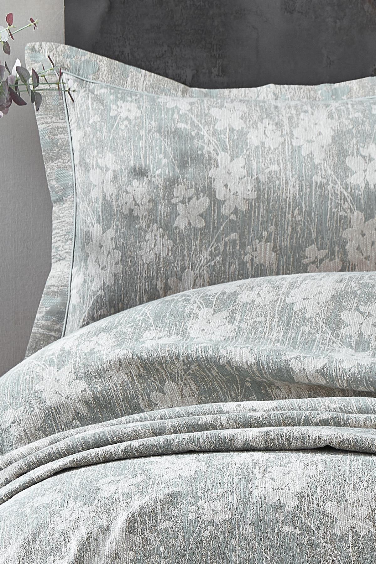 Lotus Çiçek Desenli Jakarlı Çift Kişilik Yatak Örtüsü - Nazik Home - Yuvama Değer!