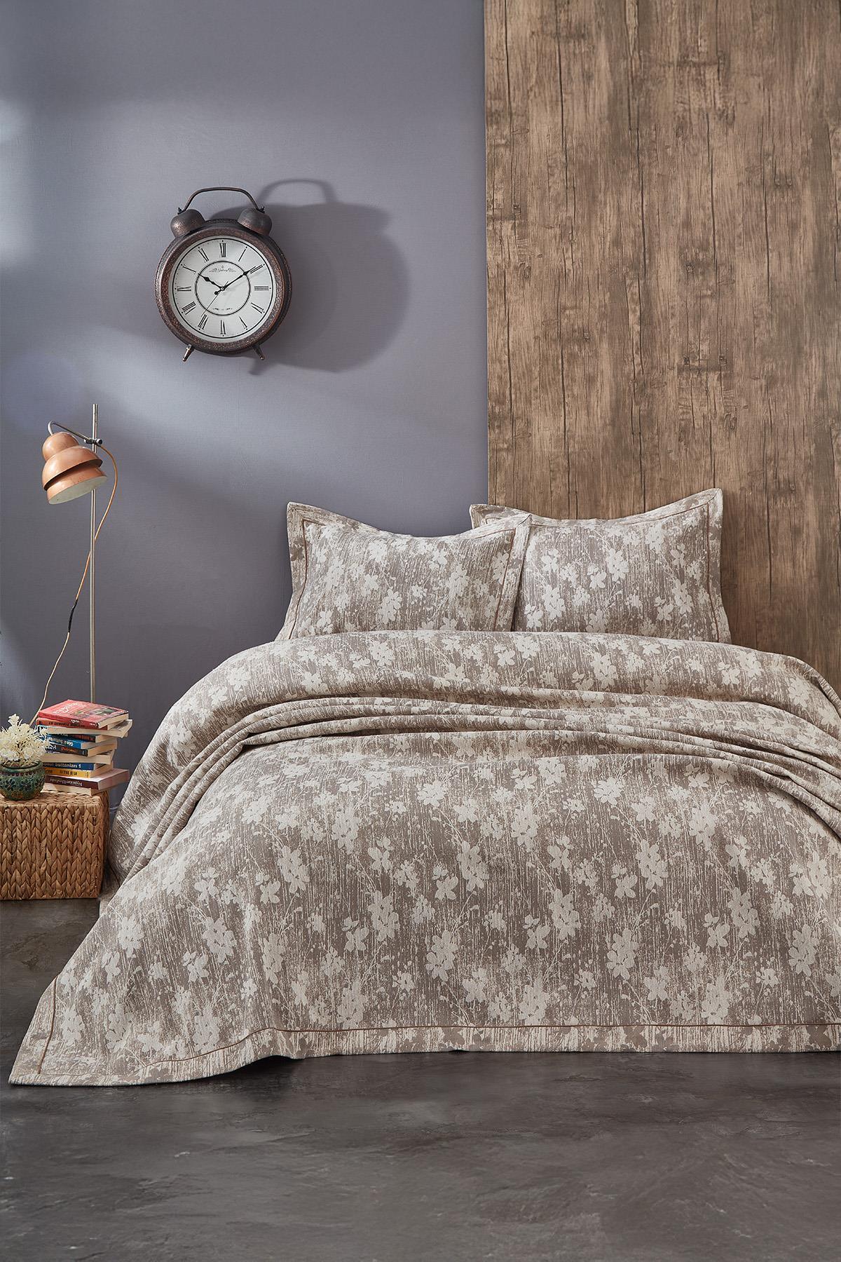 Lotus Çiçek Desenli Jakarlı Çift Kişilik Yatak Örtüsü - Nazik Home - Yuvama Değer!