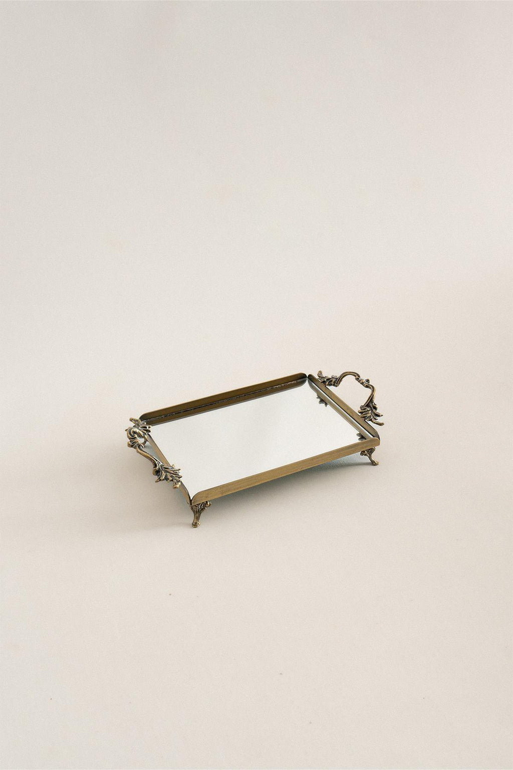 Mabel Zarif Kulplu Eskitme Mini Tepsi (25 x 15 cm) - Nazik Home - Yuvama Değer!