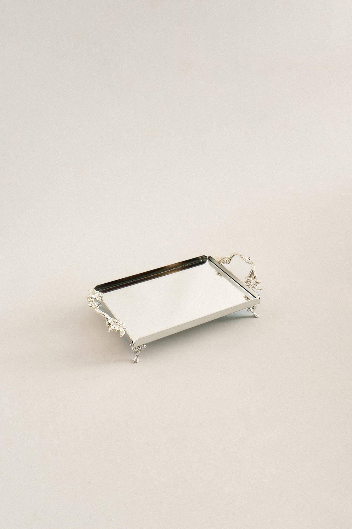 Mabel Zarif Kulplu Gümüş Mini Tepsi (25 x 15 cm) - Nazik Home - Yuvama Değer!