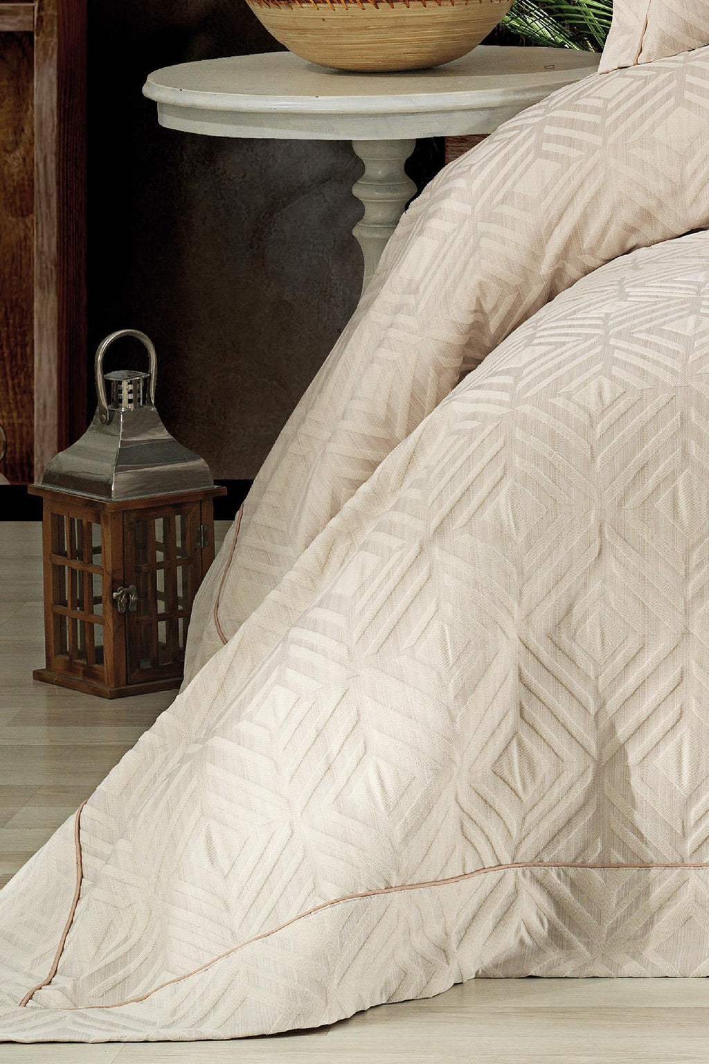 Malta Geometrik Desenli Jakarlı Çift Kişilik Yatak Örtüsü - Nazik Home - Yuvama Değer!