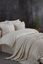 Maria İşlemeli Super King Size 9 Parça Nevresim + Pike Set