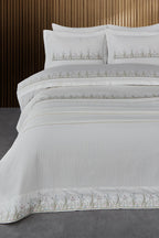 Masal İşlemeli Super King Size 7 Parça Nevresim + Pike Set