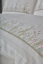 Masal İşlemeli Super King Size 7 Parça Nevresim + Pike Set
