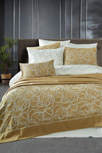 Mathilda Nakışlı Çift Kişilik 10 Parça Nevresim + Pike Set