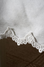 Mine Nakışlı Leke Tutmaz Dertsiz Masa Örtüsü (150 x 250 cm)