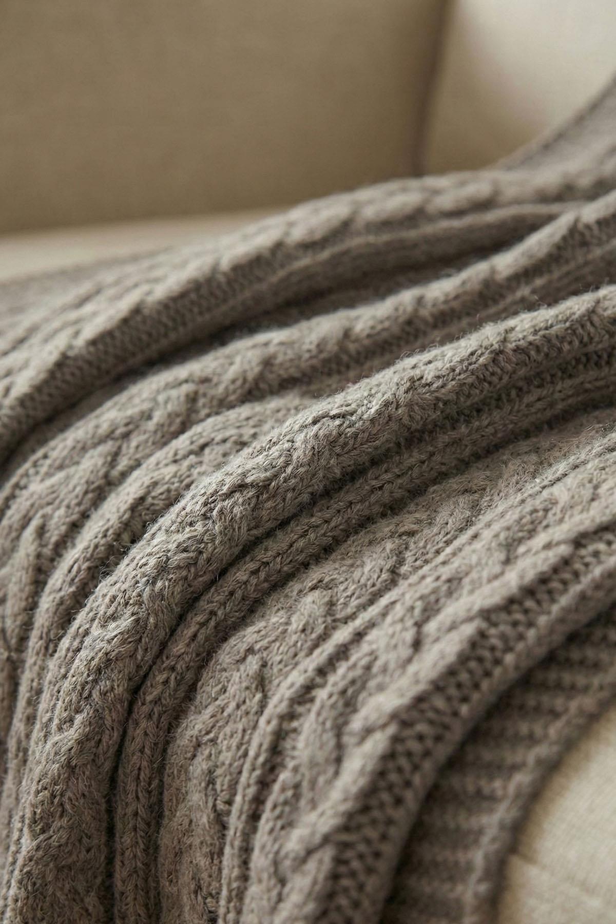 Motta Örgü TV Battaniyesi (130 x 150 cm)