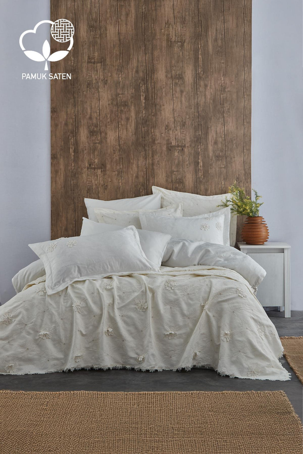 Nergiz Çiçek İşlemeli Çift Kişilik 9 Parça Nevresim + Pike Set - Nazik Home - Yuvama Değer!