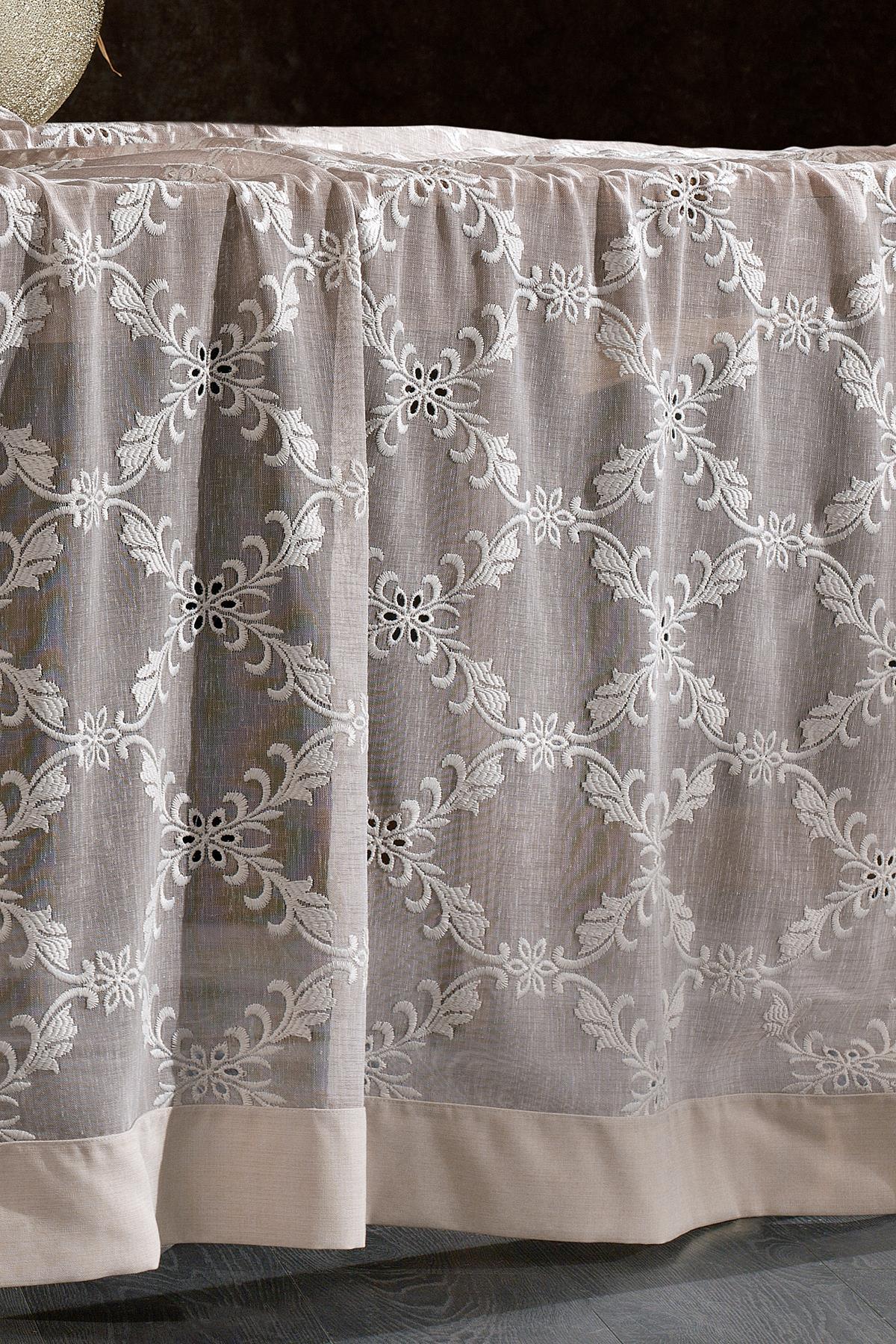 Nitra Leke Tutmaz Dertsiz Masa Örtüsü (160 x 260 cm) - Nazik Home - Yuvama Değer!