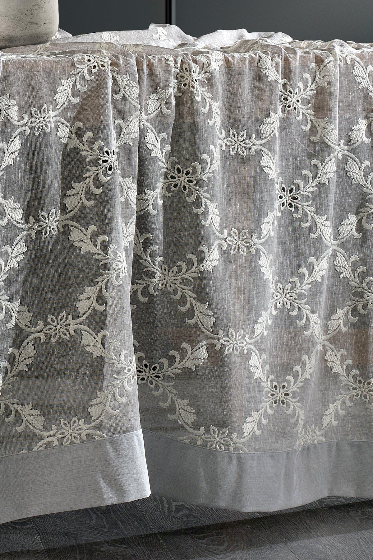 Nitra Leke Tutmaz Dertsiz Masa Örtüsü (160 x 260 cm) - Nazik Home - Yuvama Değer!