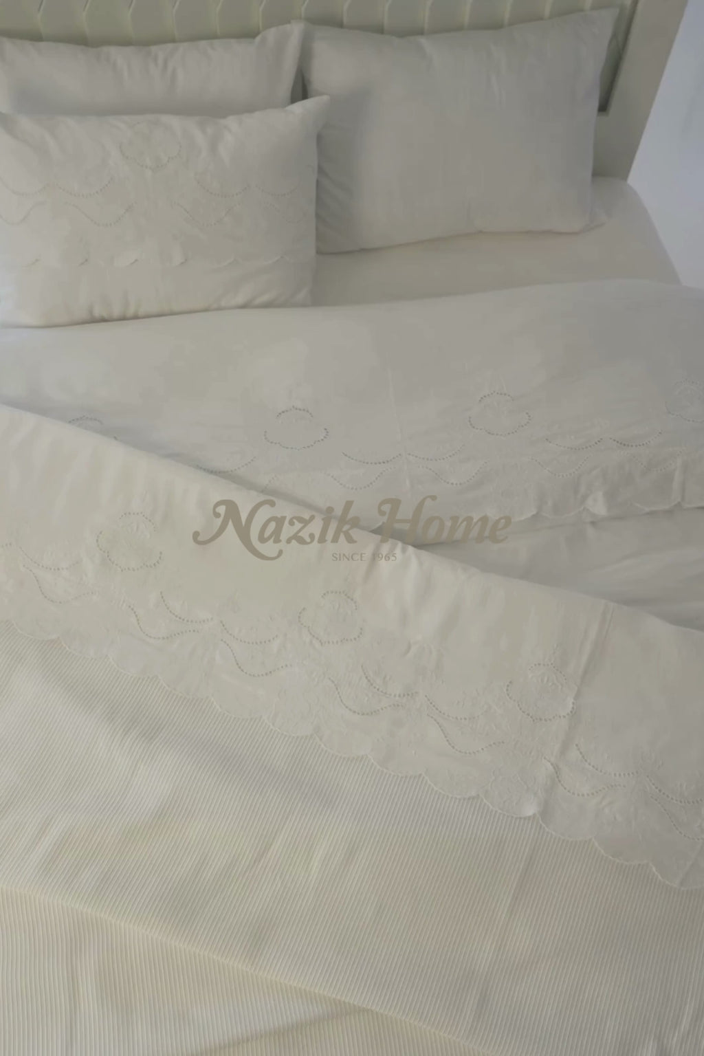 Hanzade Çiçek İşlemeli Çift Kişilik 7 Parça Nevresim + Pike Set