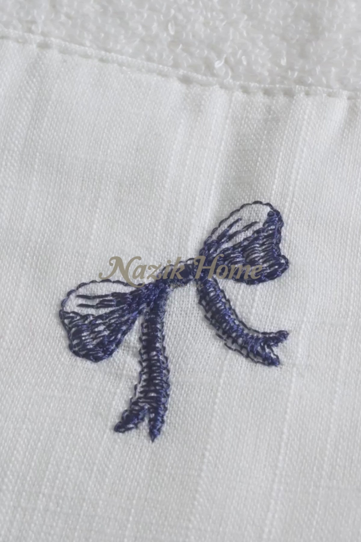 Serena Fiyonk Nakışlı El Havlusu (30 x 50 cm)