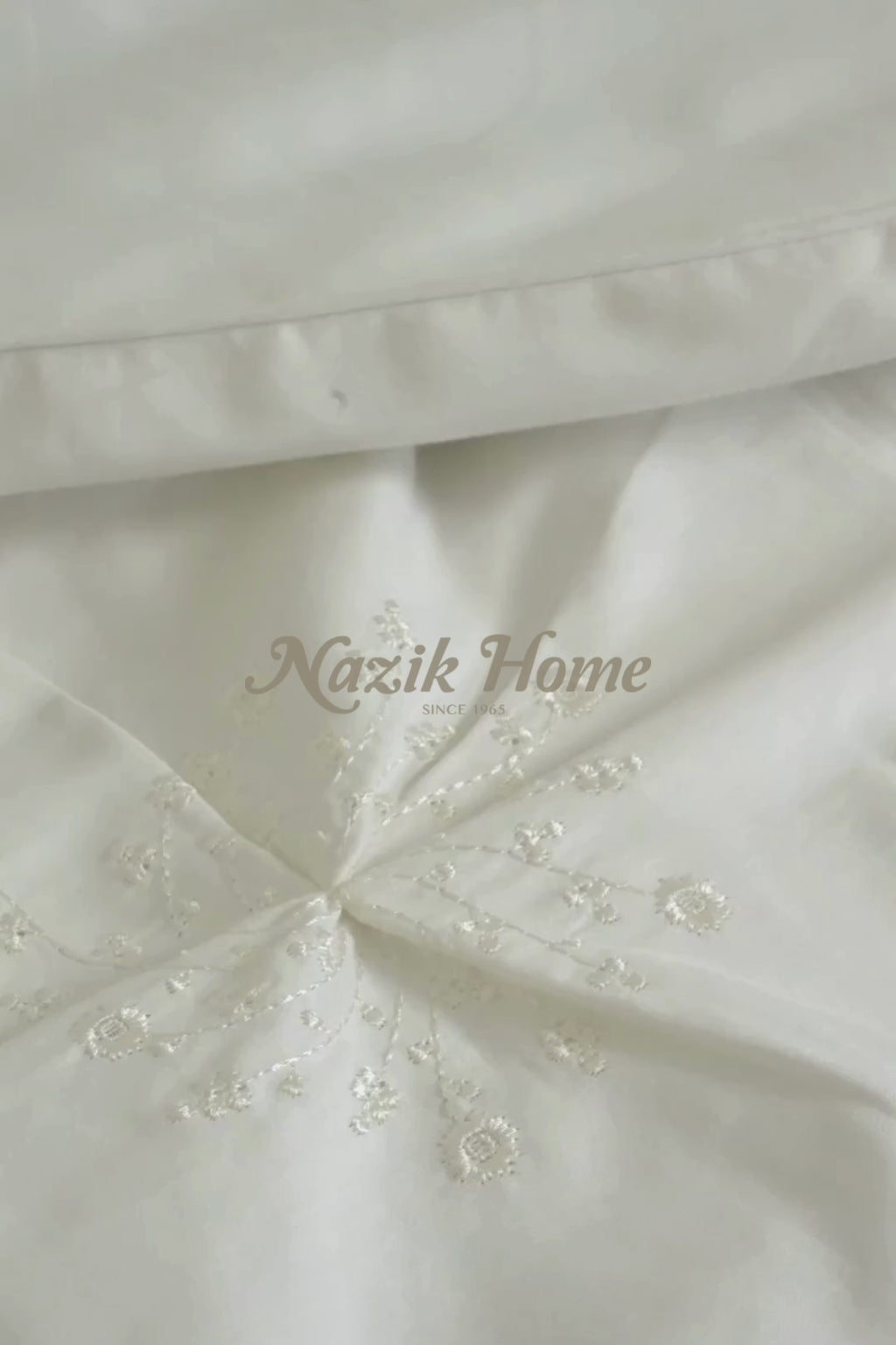 Elegant Burgu Çiçek Nakışlı Pamuk Saten Çift Kişilik 6 Parça Nevresim Takımı