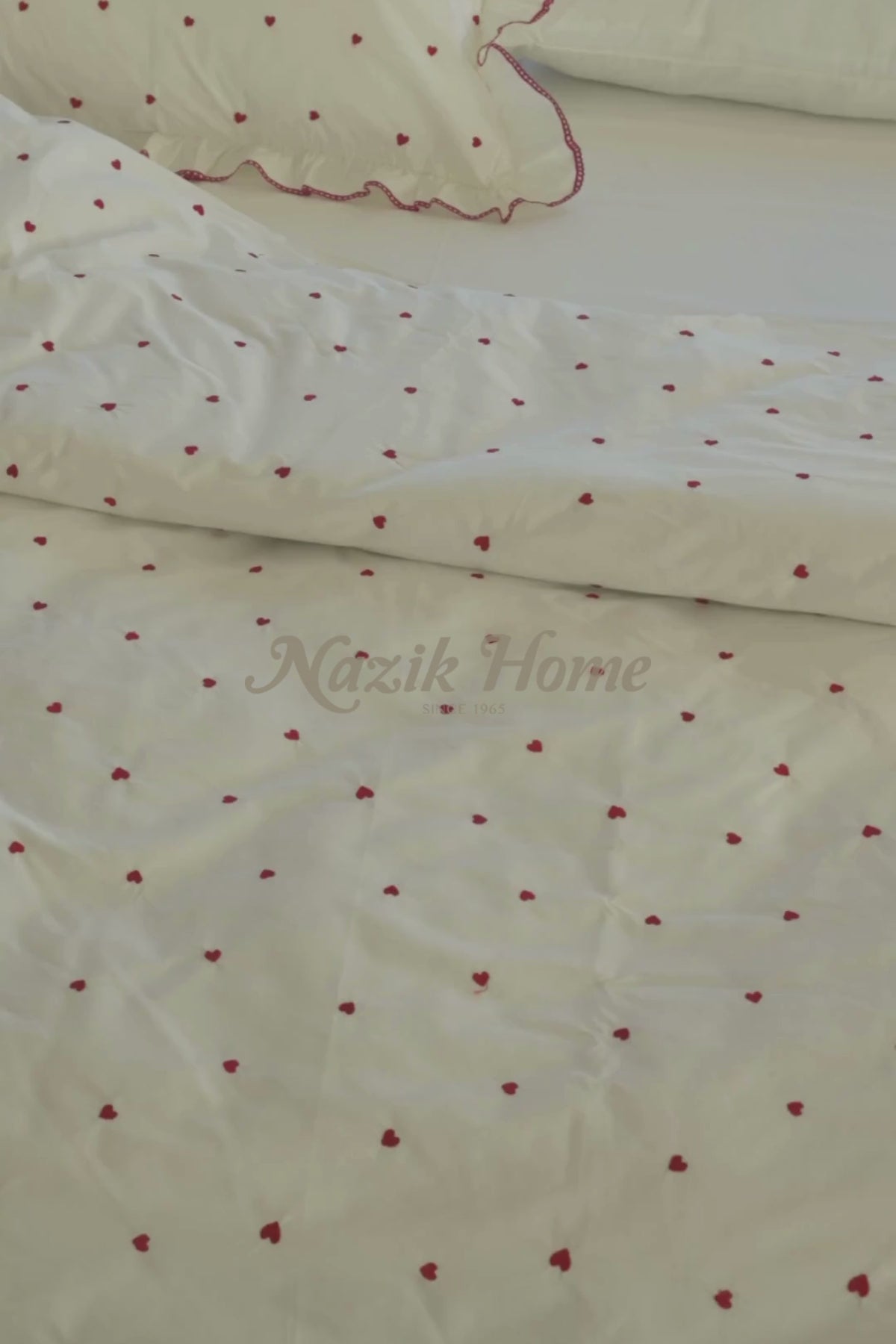 Tiamo %100 Pamuk Çift Kişilik Kalpli 4 Parça Nevresim Takımı