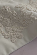 Madeira 3 Boyutlu Örgü Çiçek İşlemeli Yüz Havlusu (50 x 90 cm)