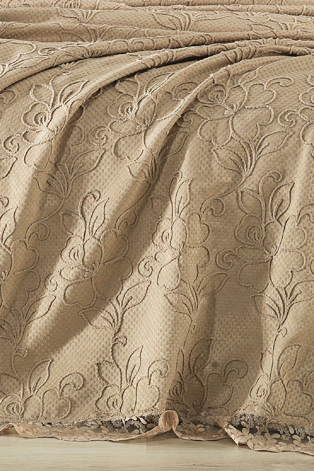 Rosella Dantelli Çift Kişilik 7 Parça Nevresim + Pike Set