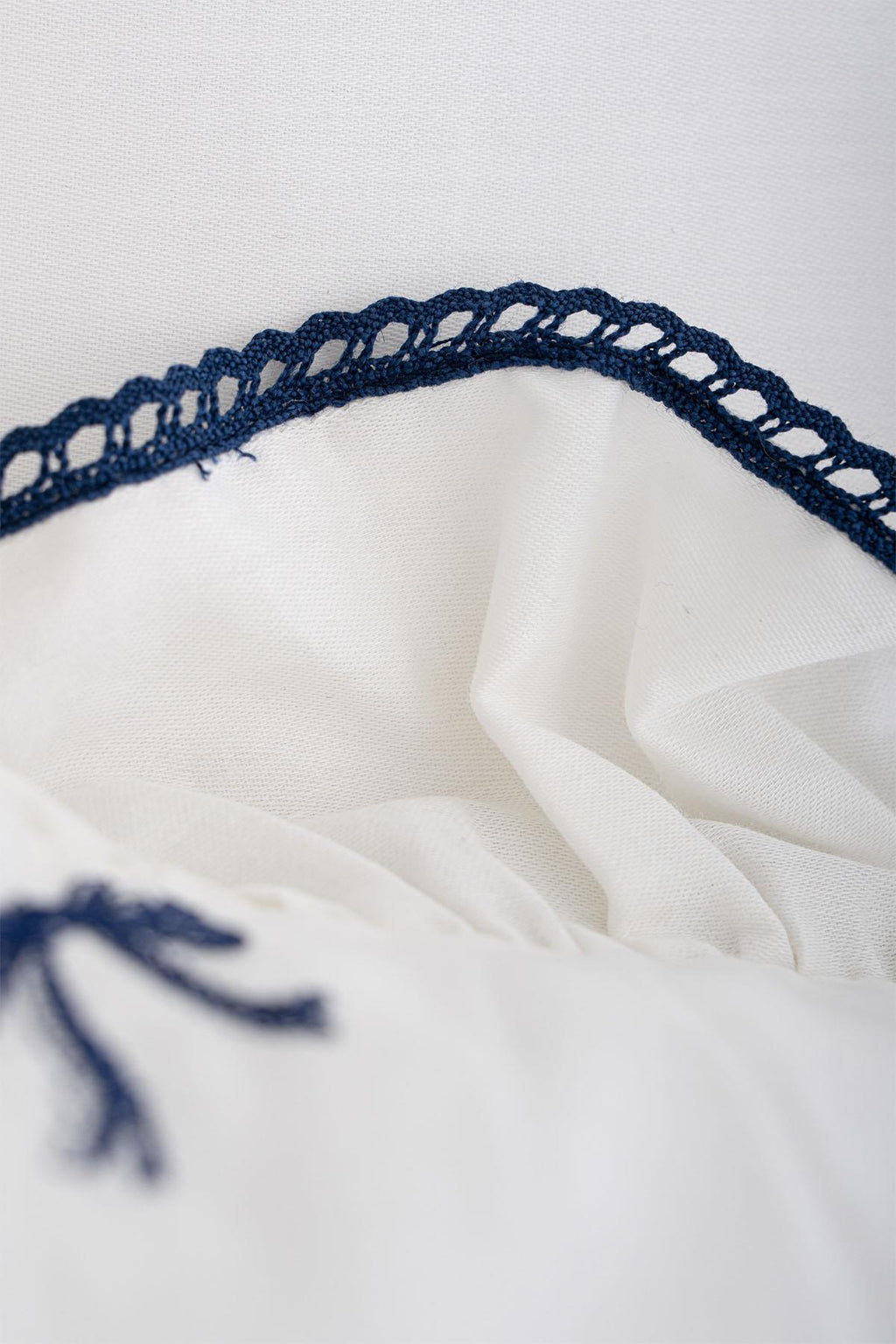 Serena Fiyonk Nakışlı Pamuk Saten Çift Kişilik 6 Parça Nevresim Takımı