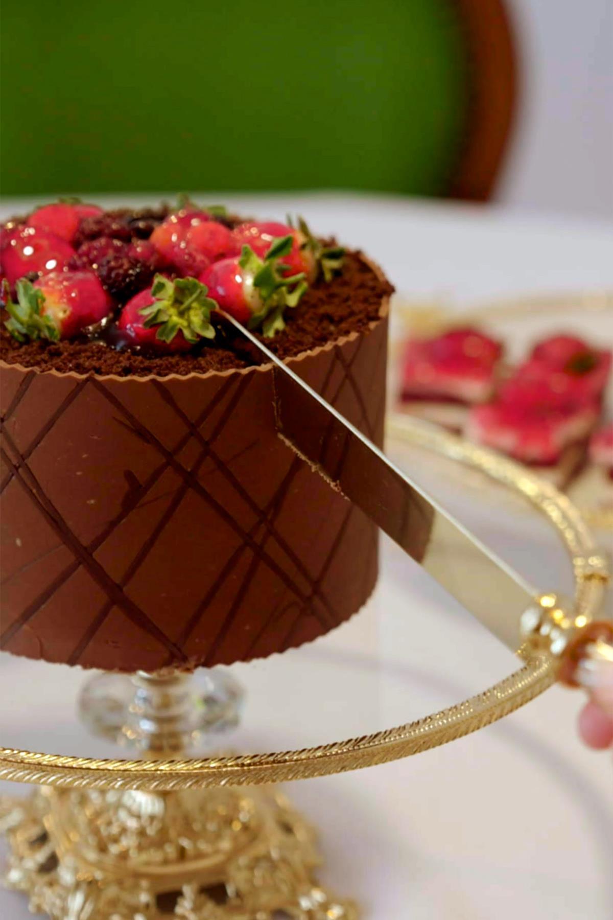 Sierra Altın Detaylı Ayaklı Sunumluk Yuvarlak (25 cm) - Nazik Home - Yuvama Değer!