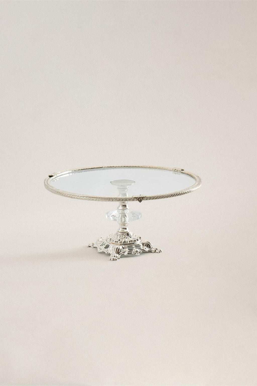 Sierra Gümüş Detaylı Ayaklı Sunumluk Yuvarlak (25 cm) - Nazik Home - Yuvama Değer!