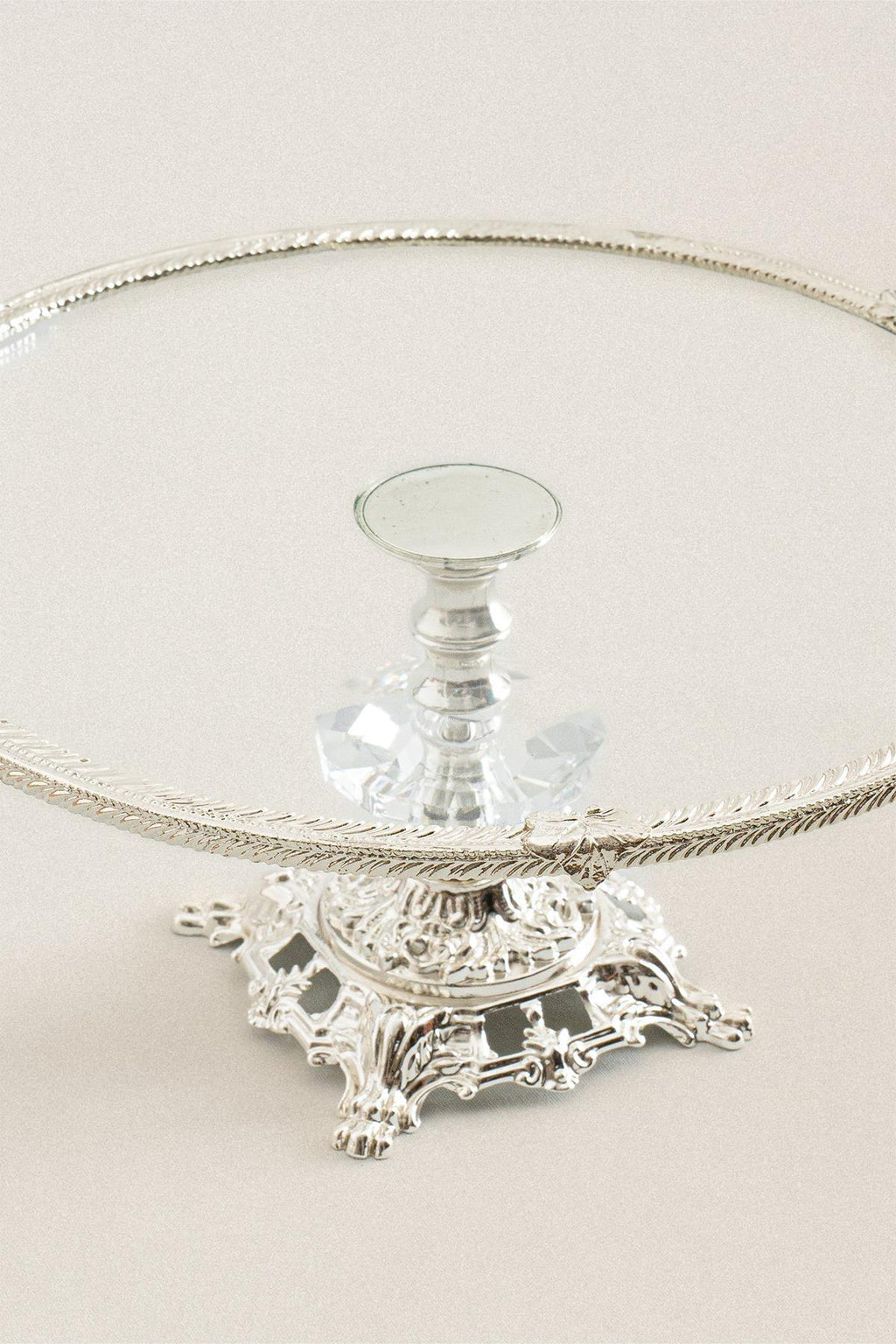 Sierra Gümüş Detaylı Ayaklı Sunumluk Yuvarlak (25 cm) - Nazik Home - Yuvama Değer!