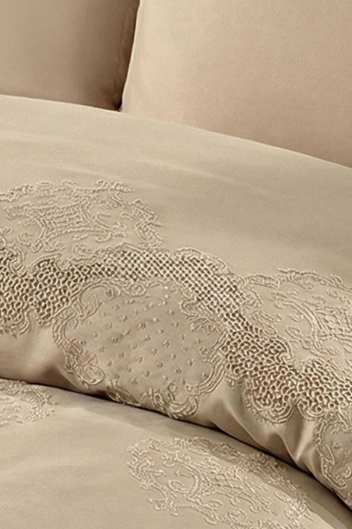 Simena İşlemeli Pamuk Saten Super King Size 6 Parça Nevresim Takımı