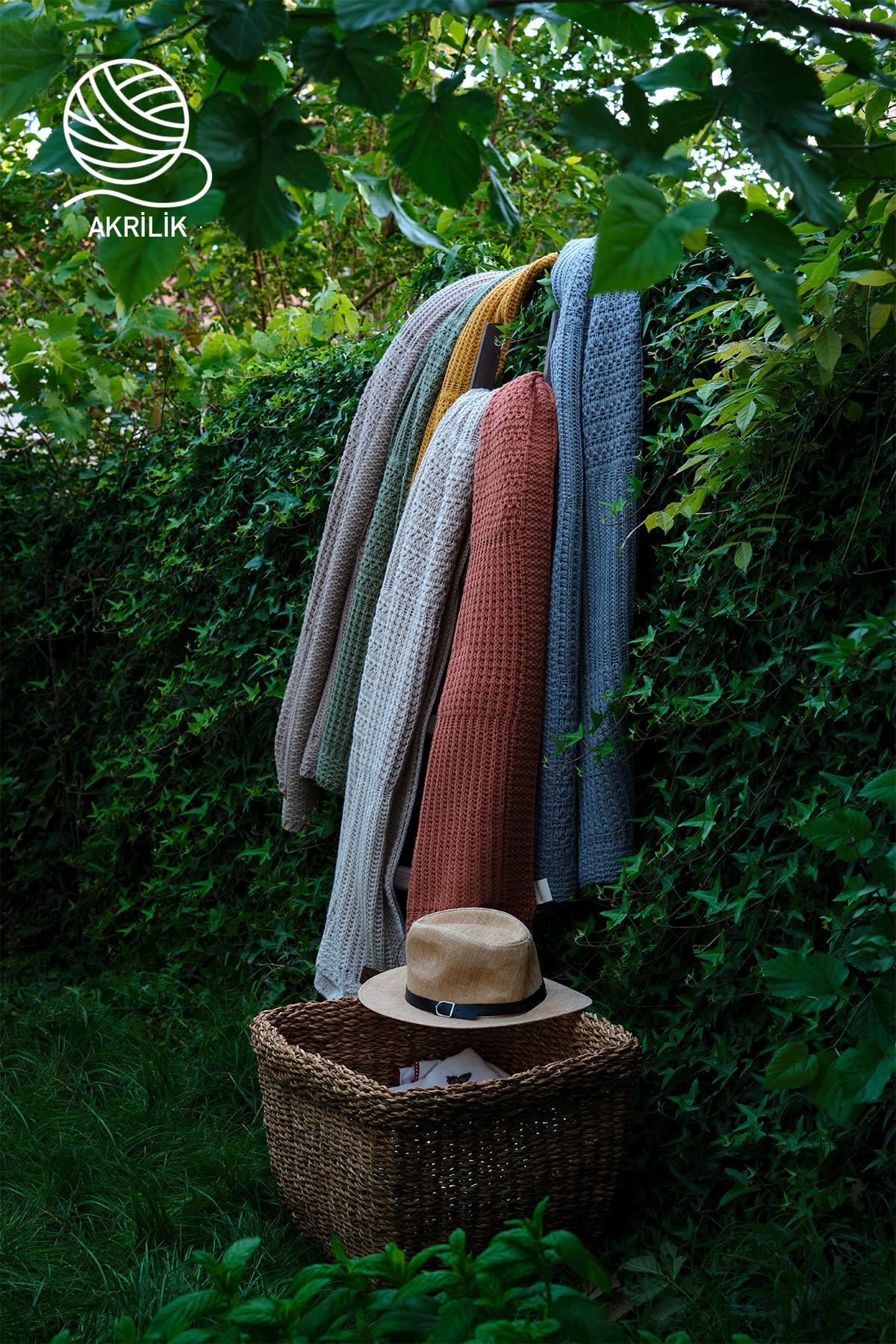 Simla Örgü TV Battaniyesi (130 x 150 cm) - Nazik Home - Yuvama Değer!