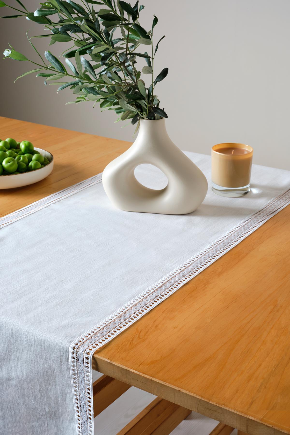 Strada Dantelli Runner (40 x 140 cm) - Nazik Home - Yuvama Değer!